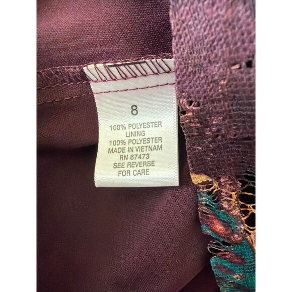 Roz & Ali Burgundy Laced Floral Dress Sleeveless Fit & Flare Lined Women’s Sz 8 - Picture 7 of 9